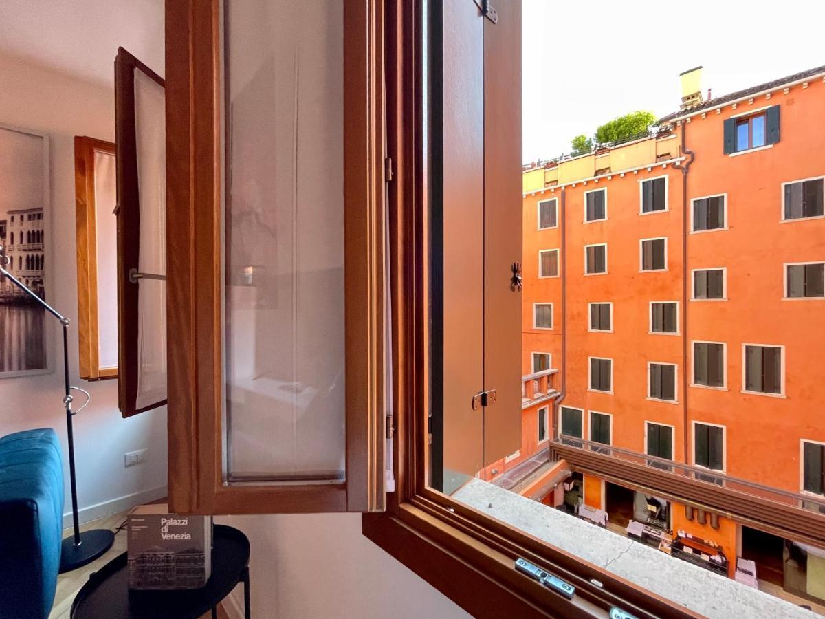 San Marco Luxury Apartments Steps From St Marks Βενετία Εξωτερικό φωτογραφία