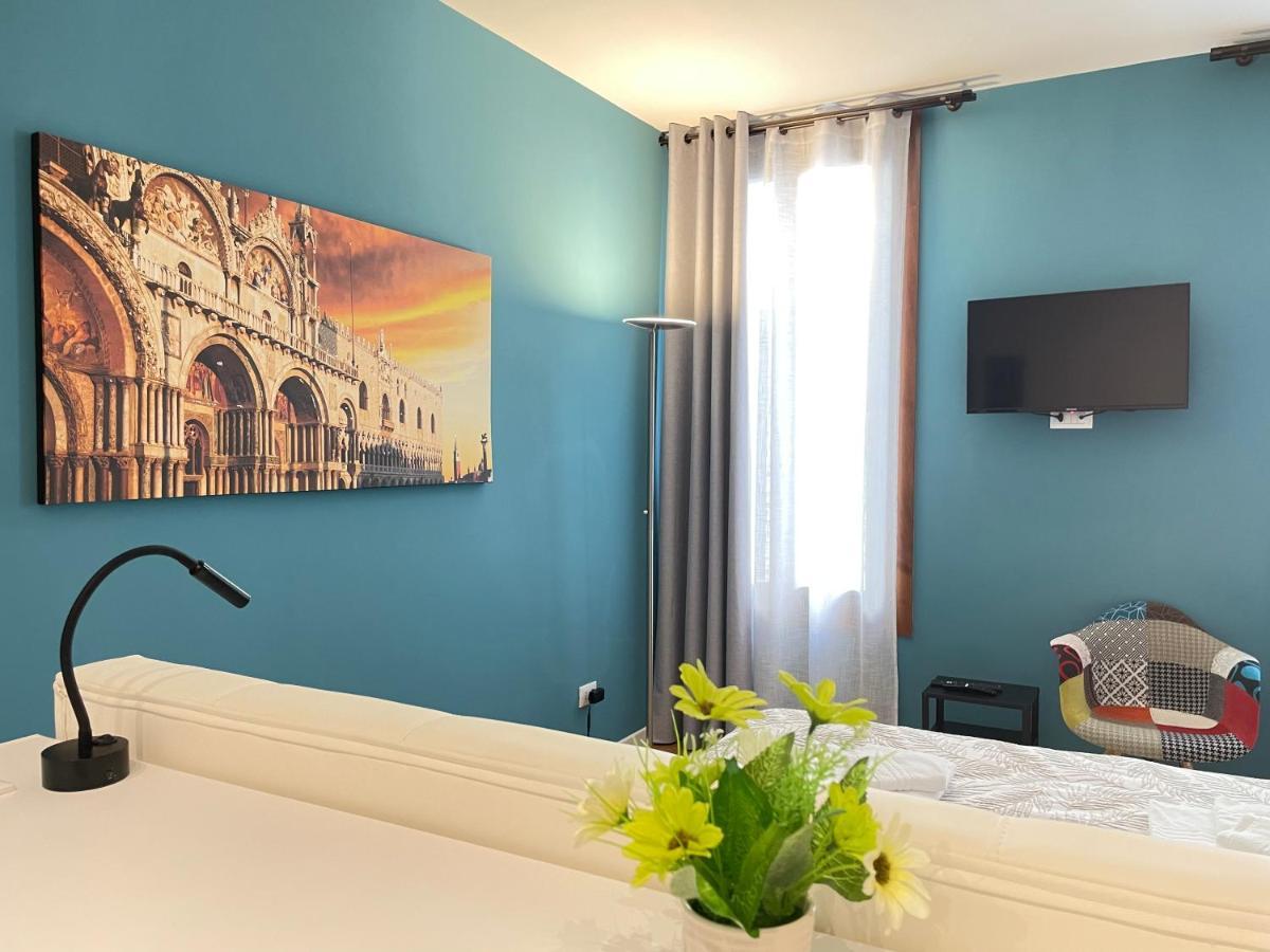 San Marco Luxury Apartments Steps From St Marks Βενετία Εξωτερικό φωτογραφία